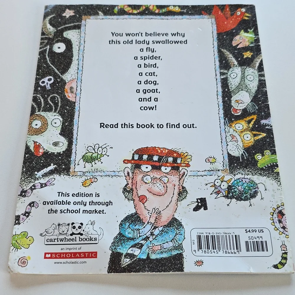 Children's Book Set - I Know an Old Lady - Pirate, Pie, Shell, And Vintage